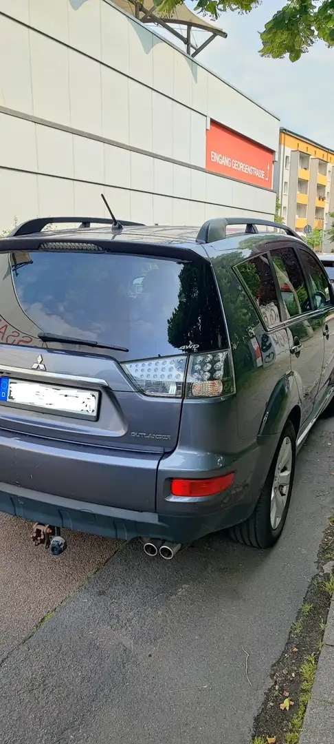 Mitsubishi Outlander Motion 4WD Gri - 2