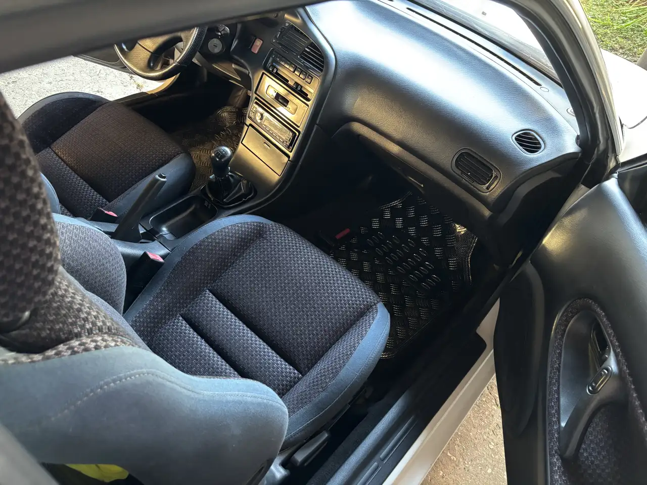 Mazda MX-6 2,0 i 16V, foto 5
