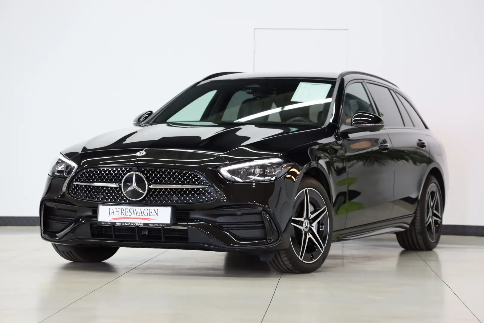 Mercedes-Benz C 300 e T AMG Night Burmester Head-Up Memory Leder Zwart - 1