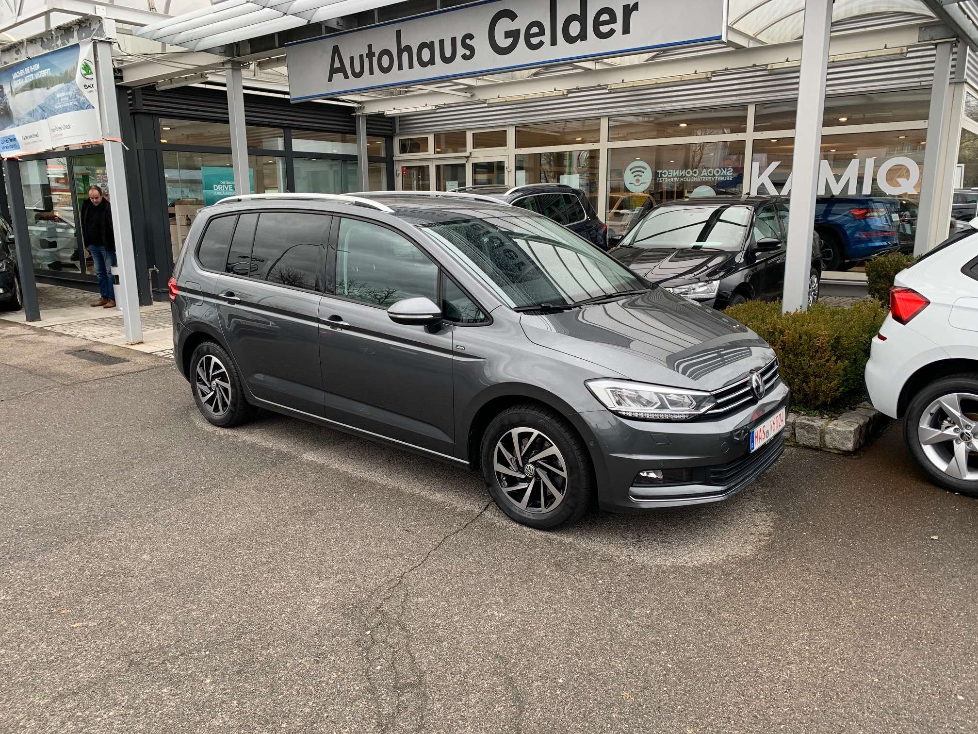 Second hand Volkswagen Touran 1.6