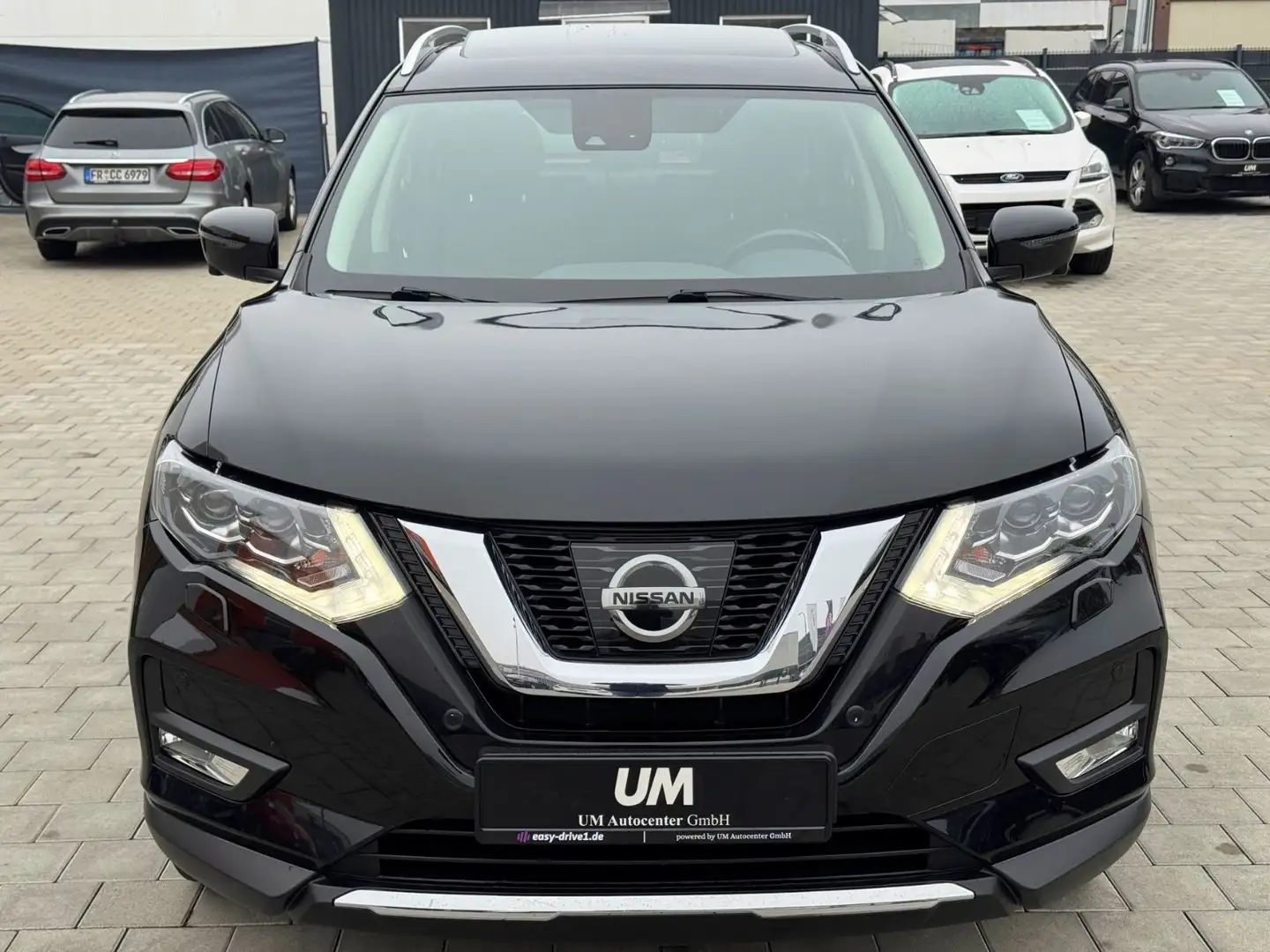 Nissan X-Trail N-Connecta/PANORAMA/AHK/360°/KEYLESS/SHZ Noir - 2
