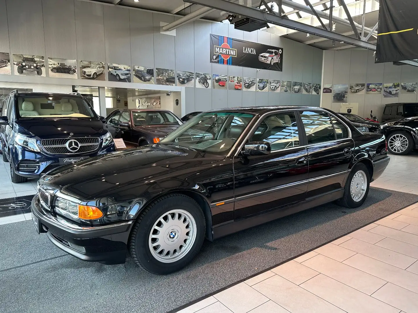 BMW 728 i A LCI Leder SHZ Klima Navi Tempo MFL SD TOP Schwarz - 2