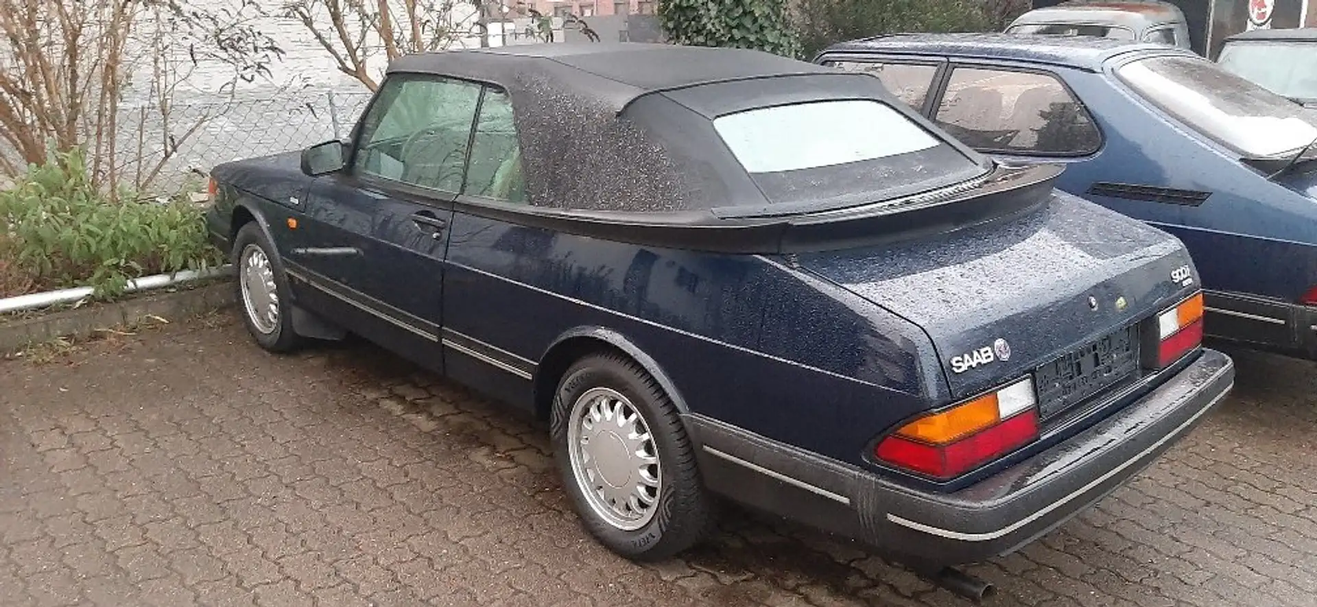 Saab 900 900 i 16 Cabrio Blau - 1