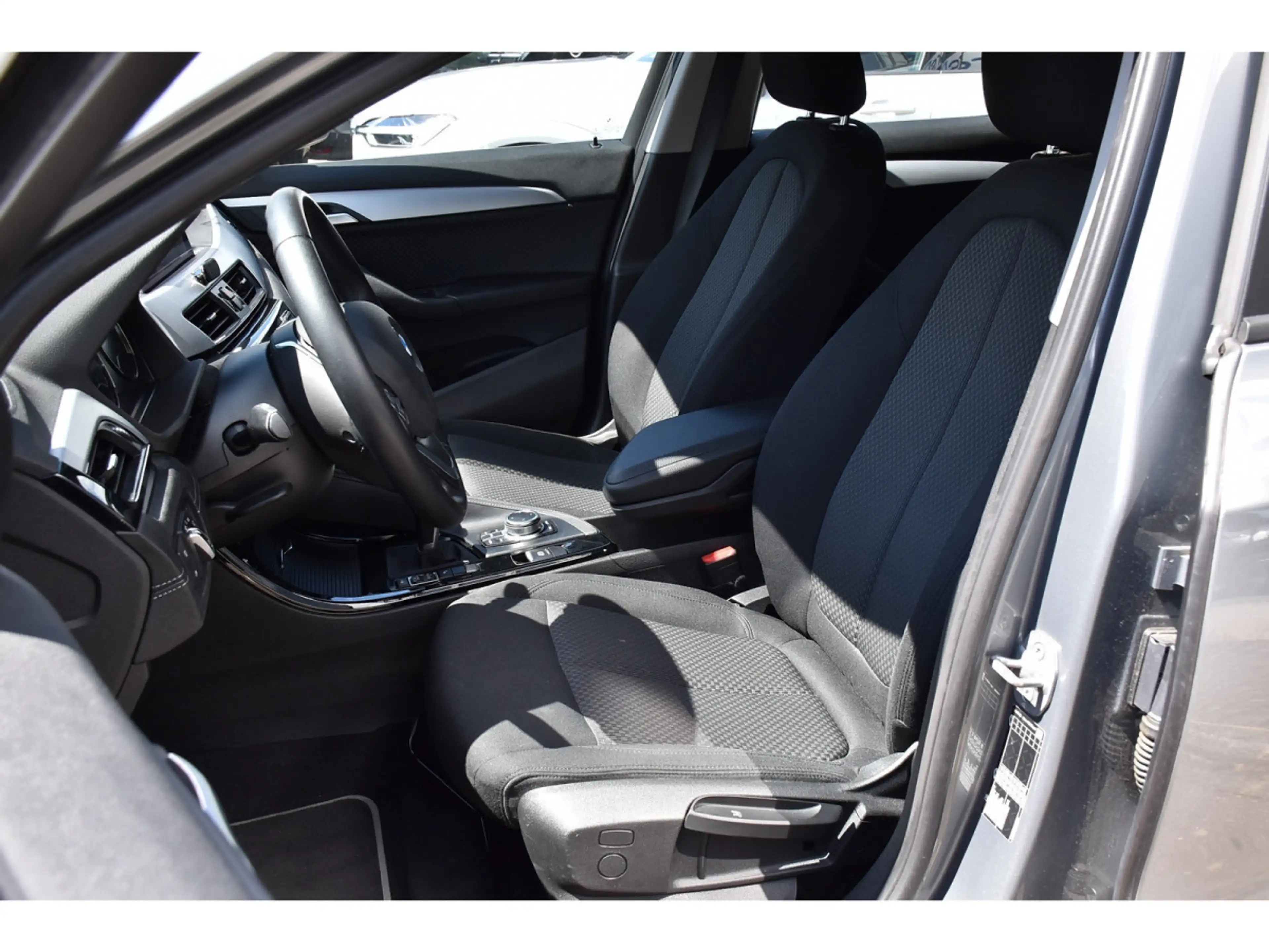 BMW X2 1.5 dA sDrive16 REGUL GPS PARK LED 1° MAIN — photo 6