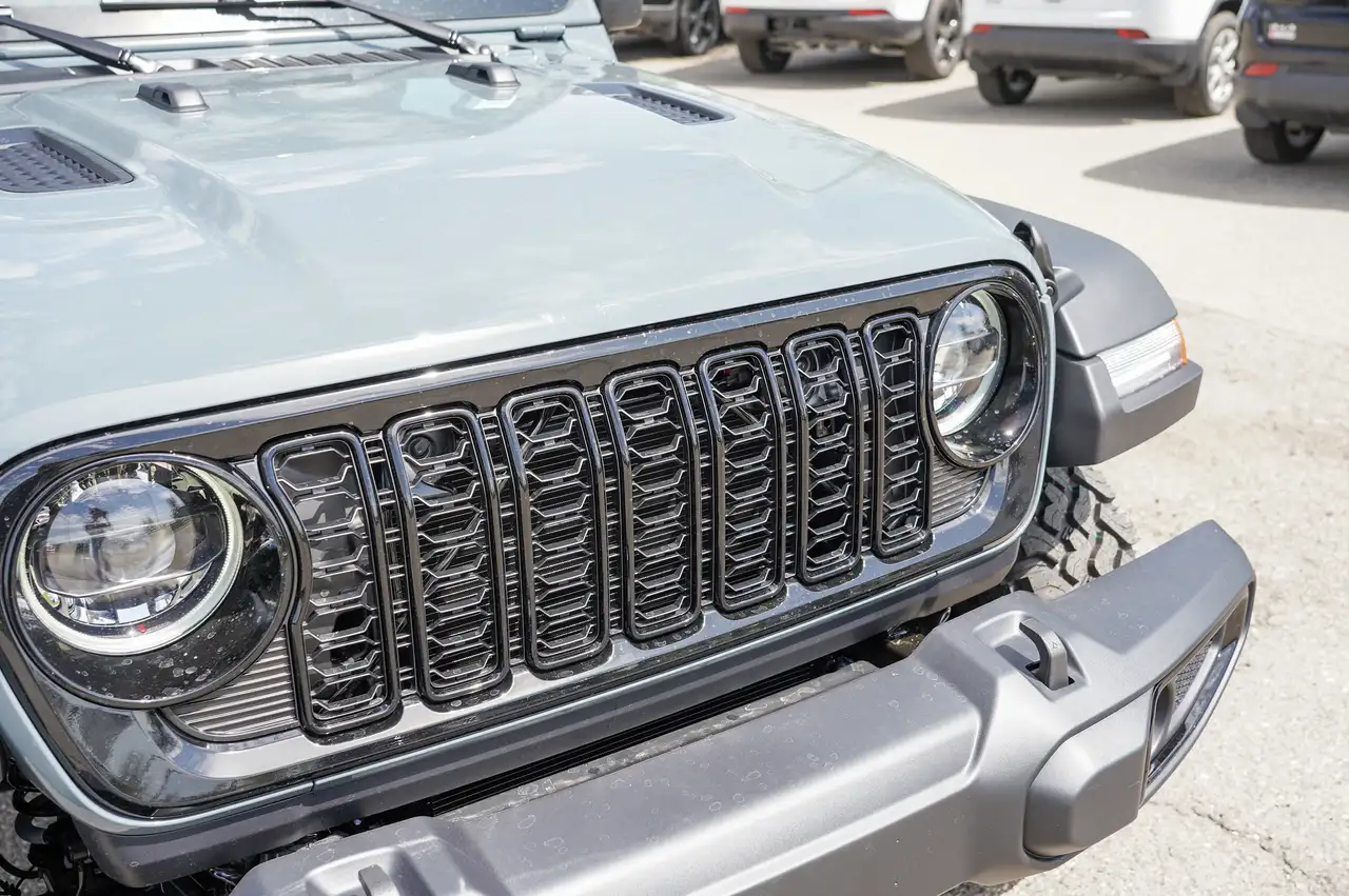 Jeep Wrangler снимка Jeep Wrangler