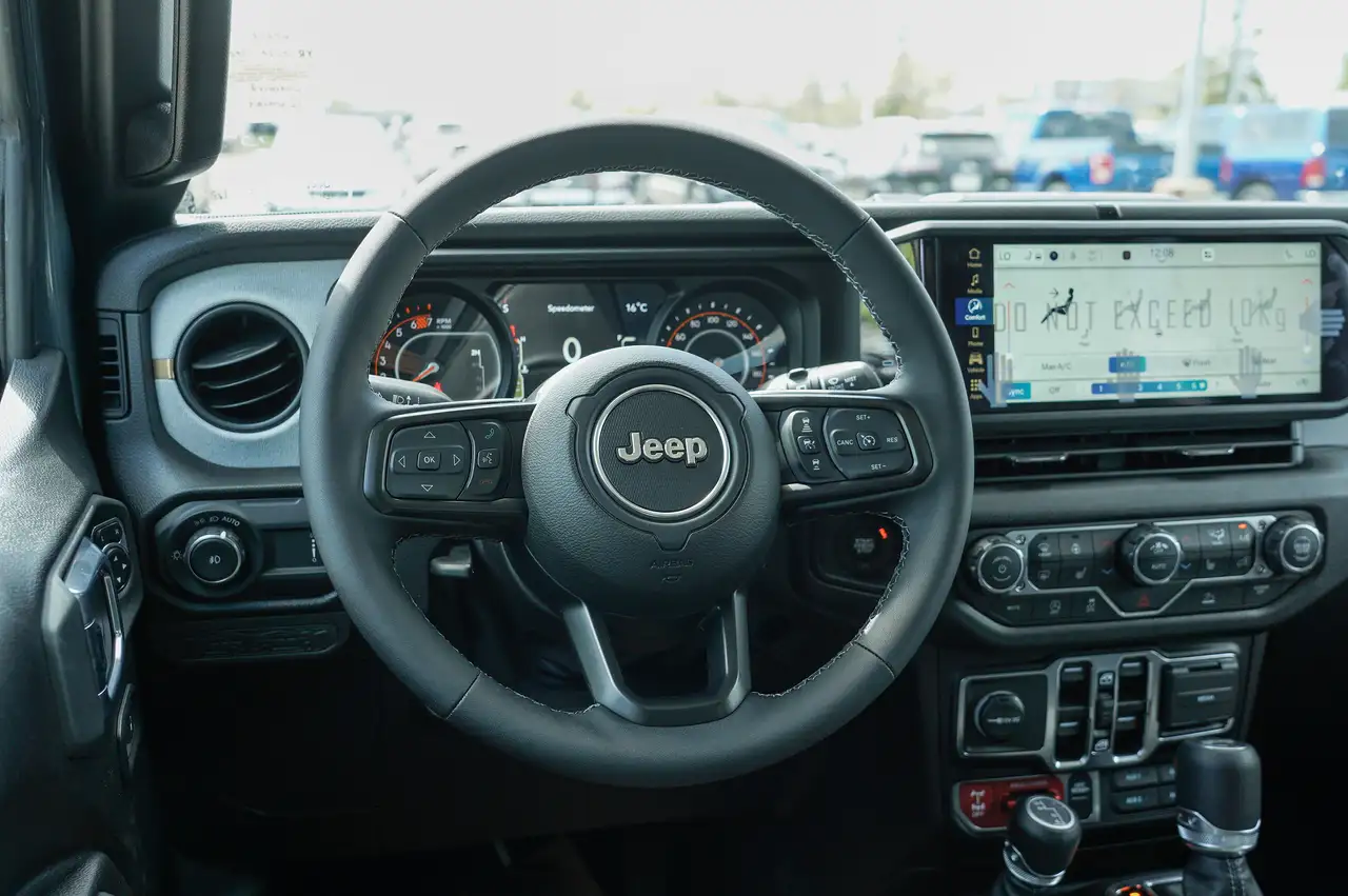 Jeep Wrangler снимка Jeep Wrangler