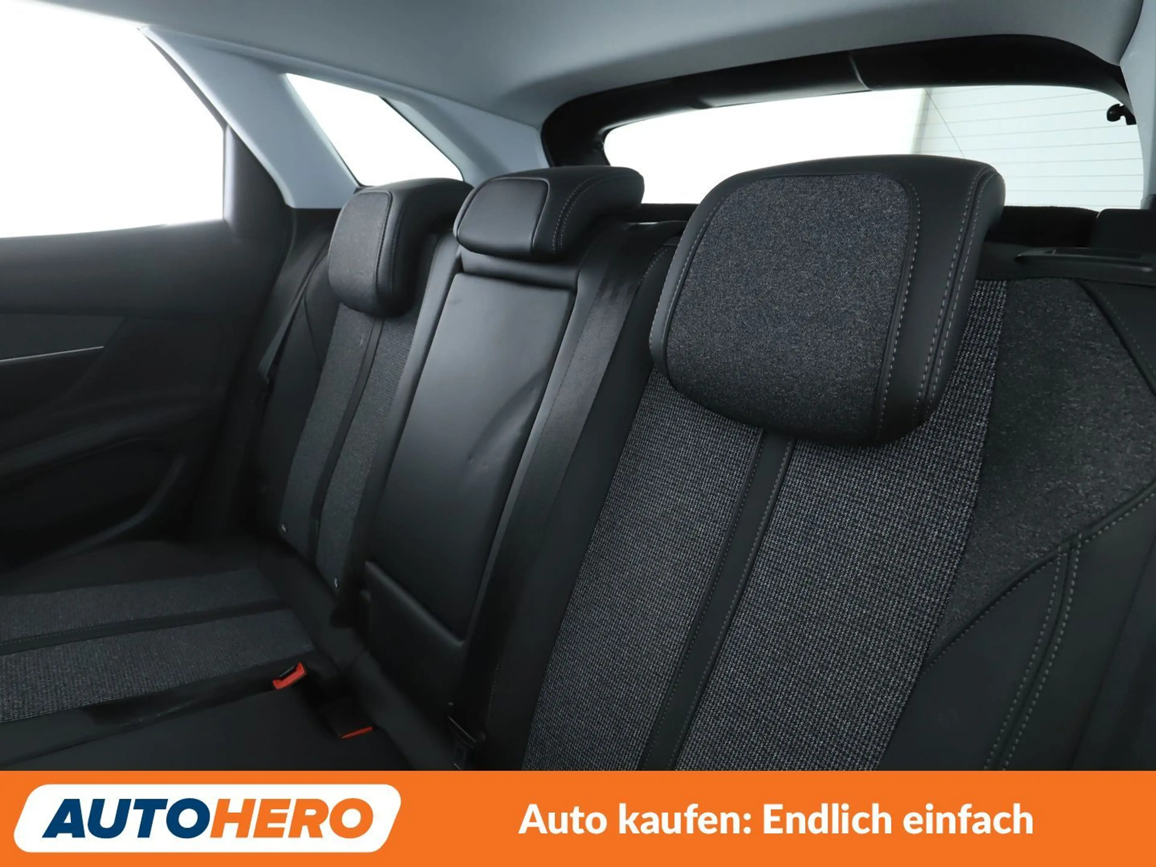 Peugeot 3008 1.2 PureTech Allure Aut*NAVI*LED*TEMPO*CAM*PDC*SHZ — photo 14