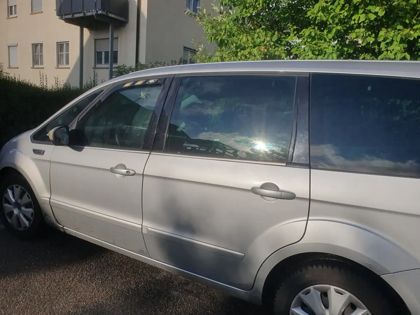 Ford Galaxy 2.0 TDCi DPF Ghia - 2