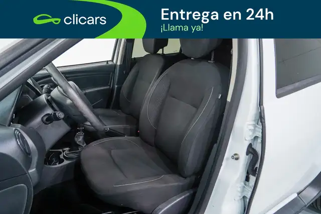 Dacia Duster view 14