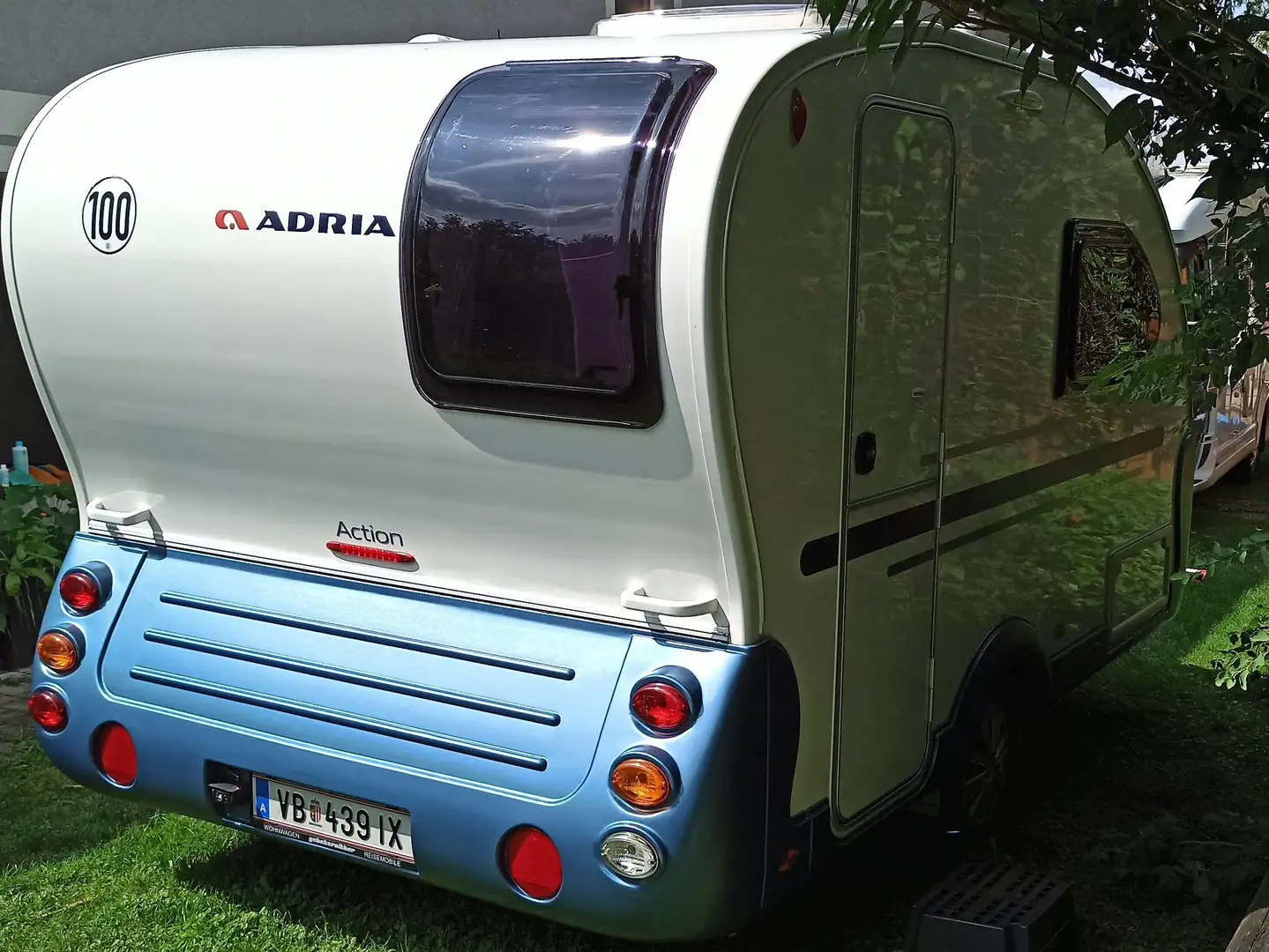 Caravans-Wohnm Adria Action 361 LH Bílá - 2