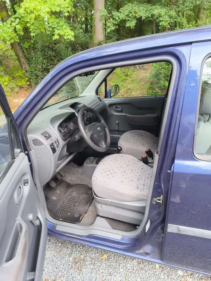 Opel Agila 1.0-12V Comfort, foto 6