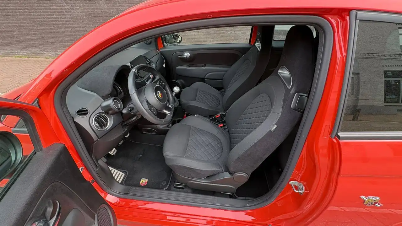 Abarth 595 2023