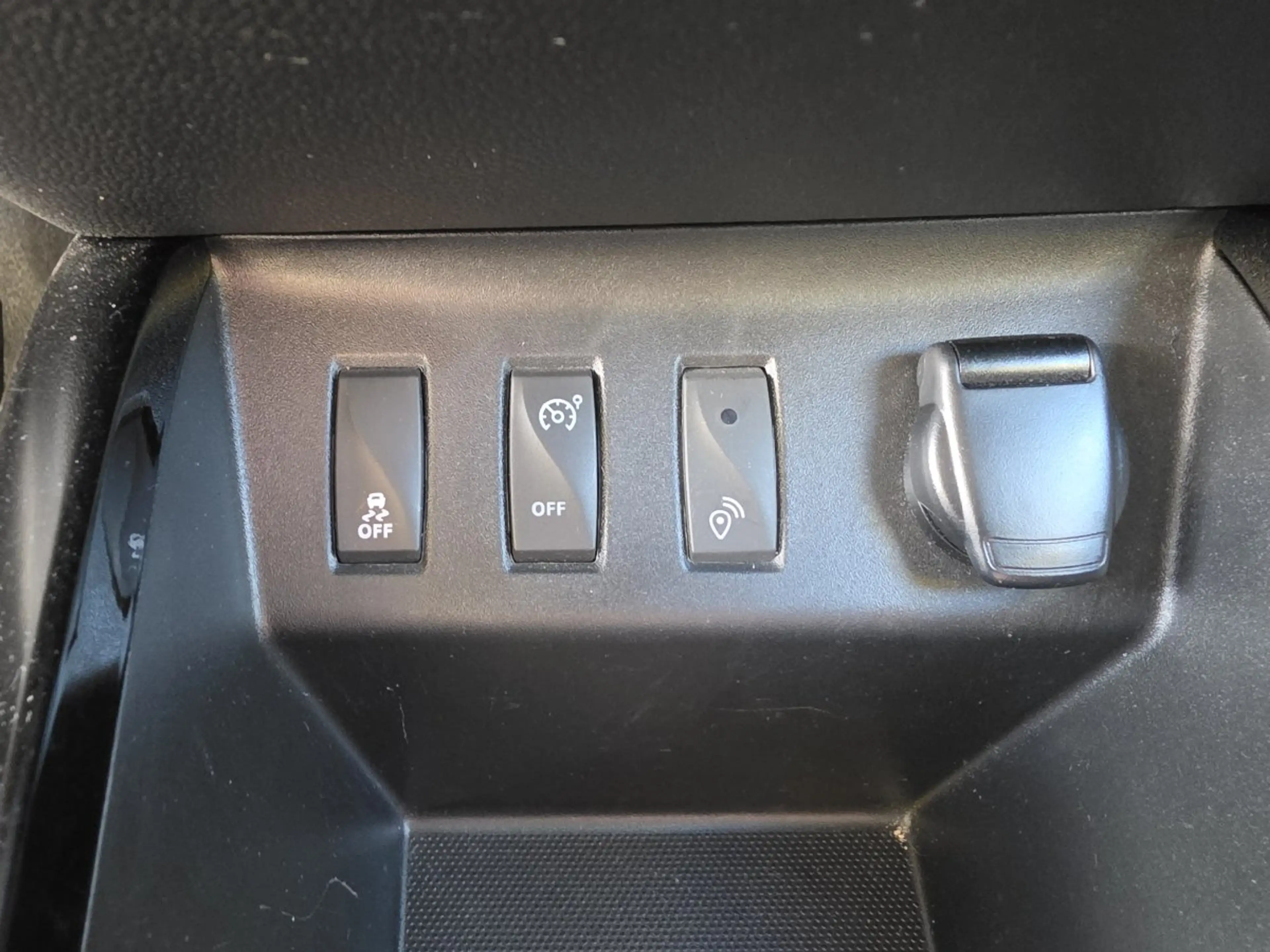 Dacia Spring Comfort Plus — photo 9