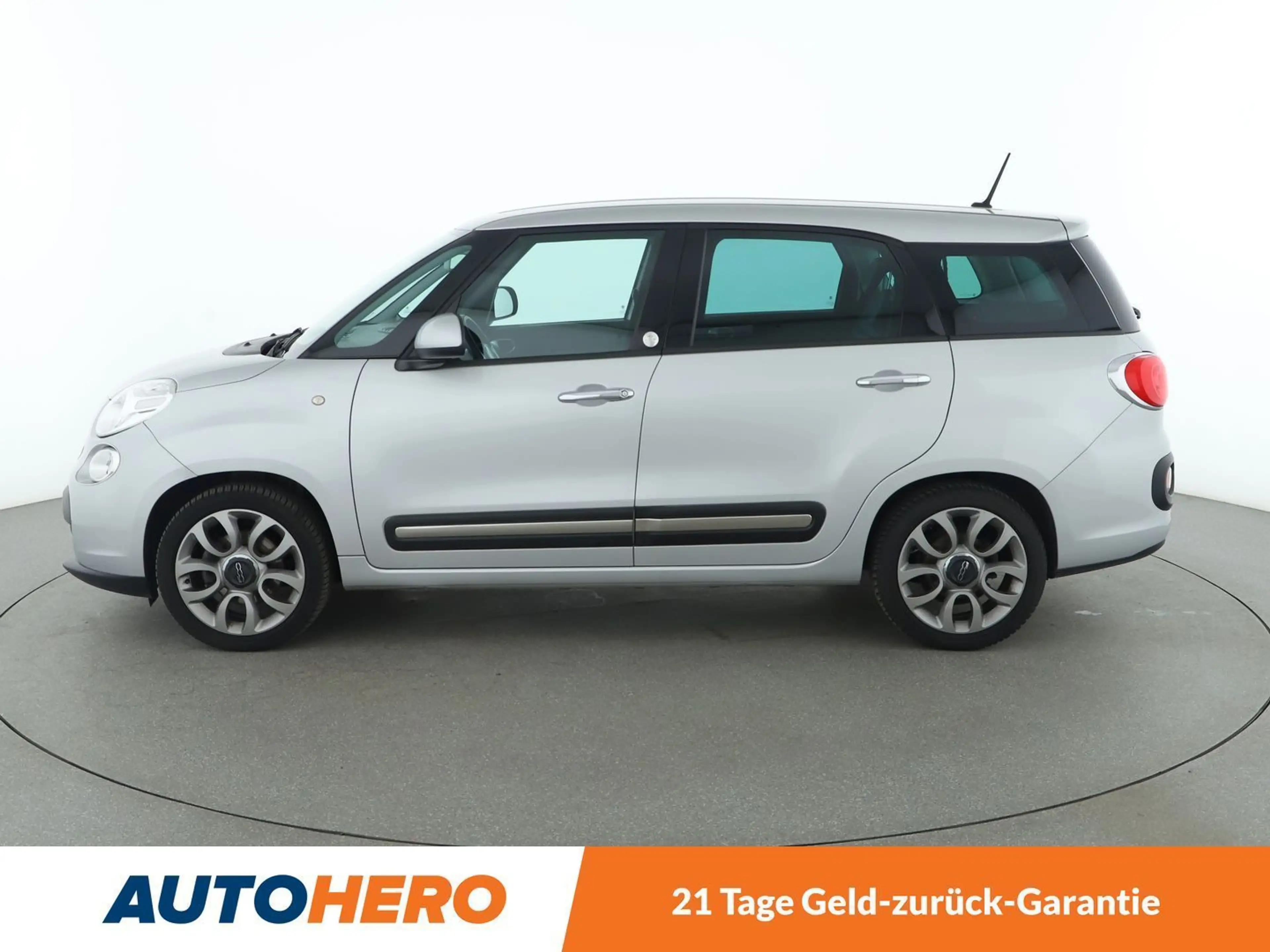Fiat 500L 0.9 Lounge *NAVI*CAM*ALU*START/STOP*TEMPO* — photo 3