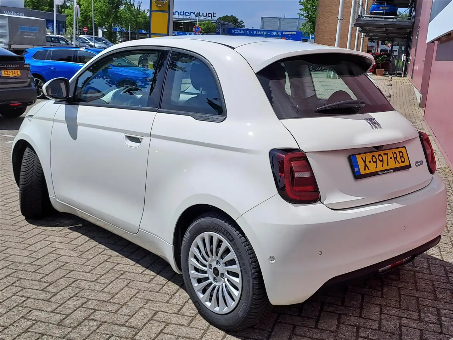 Fiat 500 42kWh 118pk Aut Urban Bianco - 2