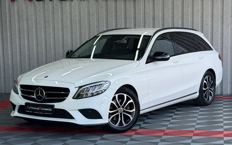Mercedes-Benz C 220 C220d Avantgarde VirtCock Distronic Kamera AHK Led T-Leder — photo 3