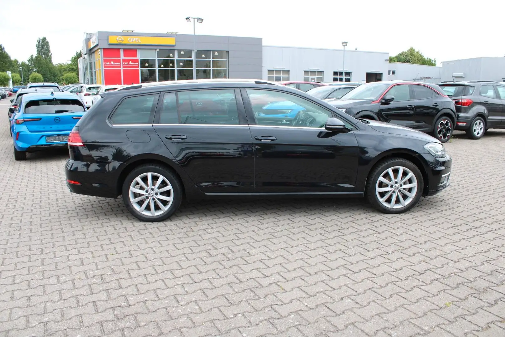 Volkswagen Golf VII Variant 1.5 TSI Highline*DSG*Navi*ACC* Zwart - 2