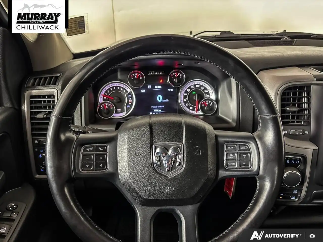 RAM 1500 снимка RAM 1500