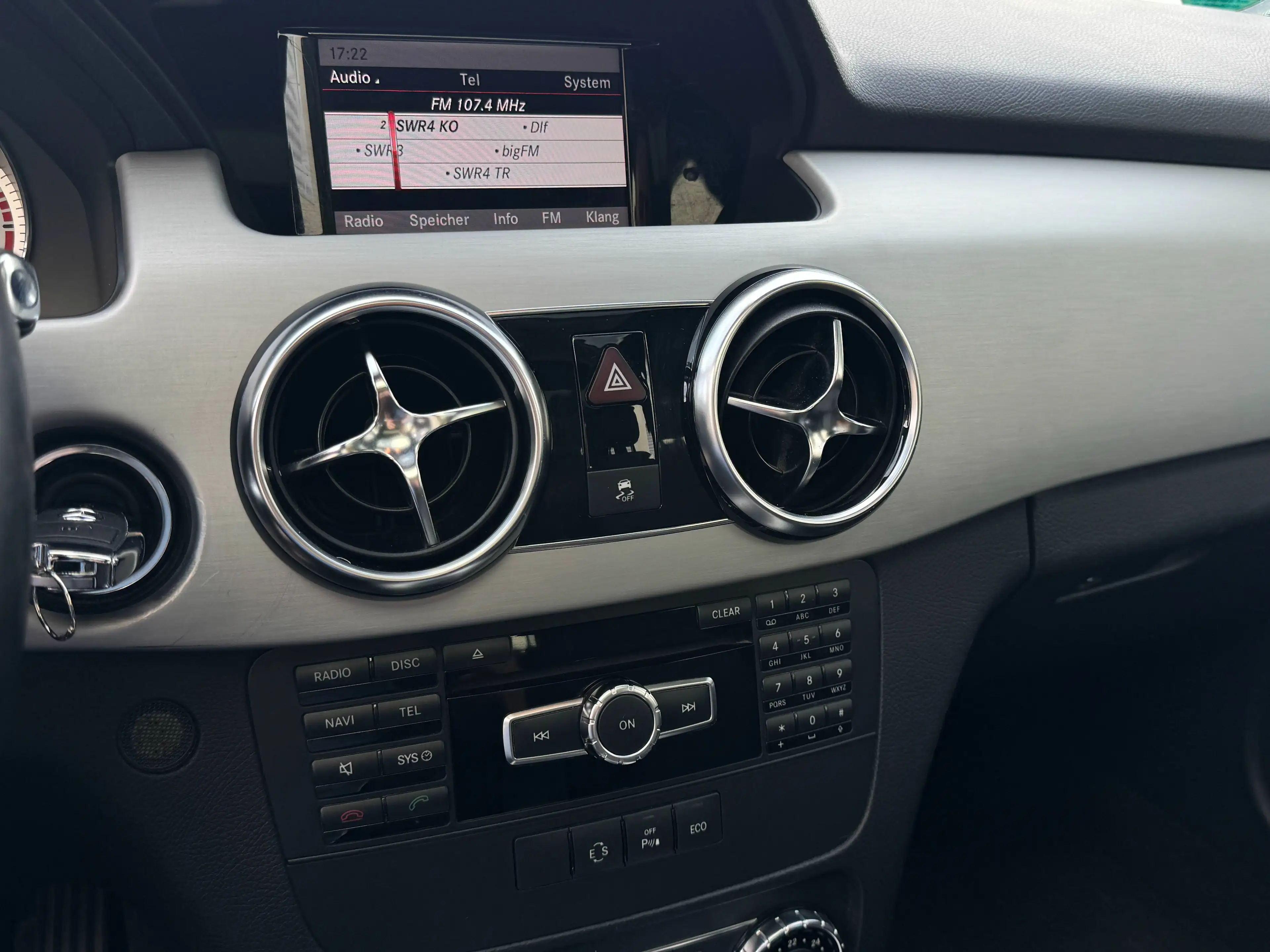 Mercedes-Benz GLK 250 GLK 250 BlueTEC 4Matic 7G-TRONIC AMG Line AHK Panorama S.Heft EU6 — photo 17