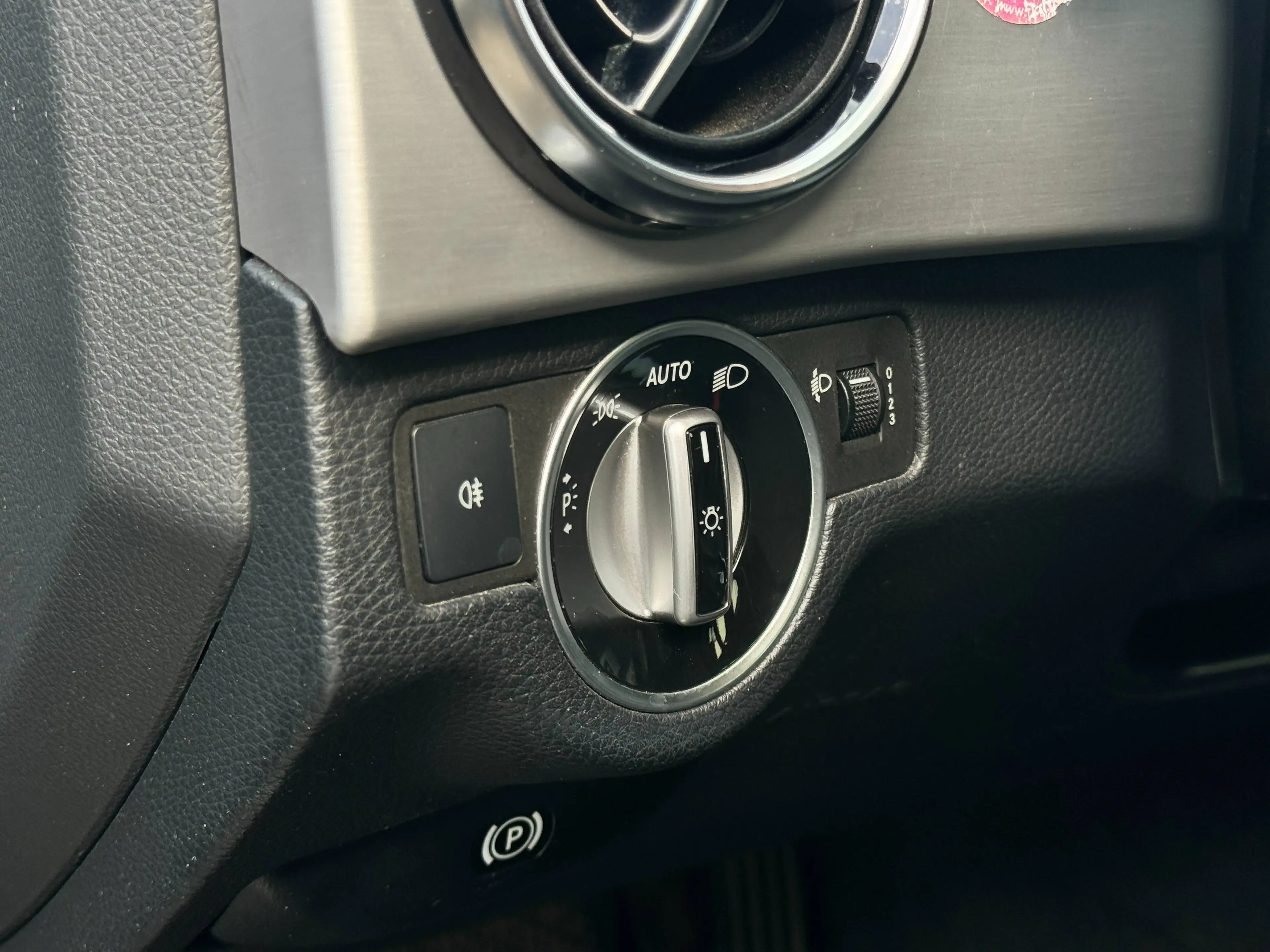Mercedes-Benz GLK 250 GLK 250 BlueTEC 4Matic 7G-TRONIC AMG Line AHK Panorama S.Heft EU6 — photo 22