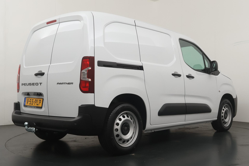 Peugeot Partner 1.5 BlueHDi 130 EAT8 S&S L1 — photo 2