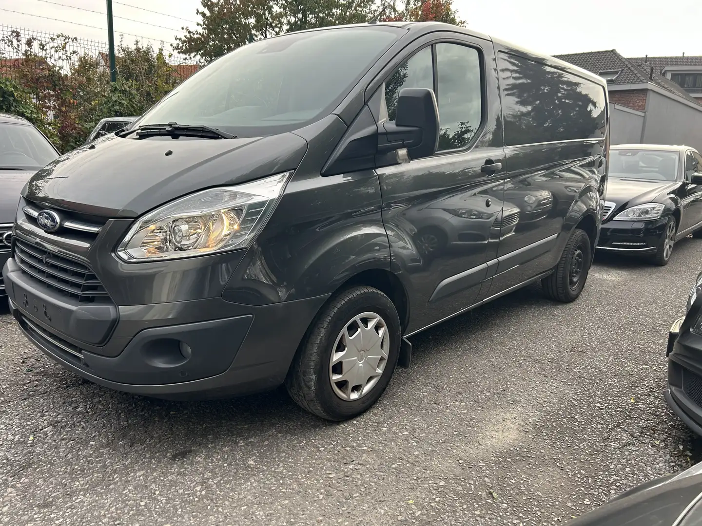 Ford Transit Custom 2.0 TDCi L2H1 mHEV Ambiente  12 MOIS DE GARANITE Gris - 1