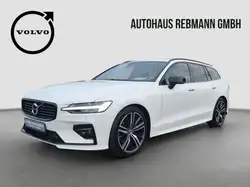 Volvo V60 R Design