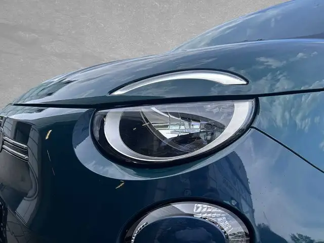 Fiat 500e view 13