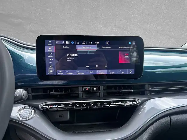 Fiat 500e view 12