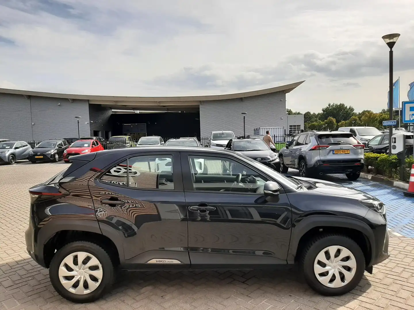 Toyota Yaris Cross 1.5 Hybrid Business ALL SEASON AD-CRUISE APPLE/AND Noir - 2