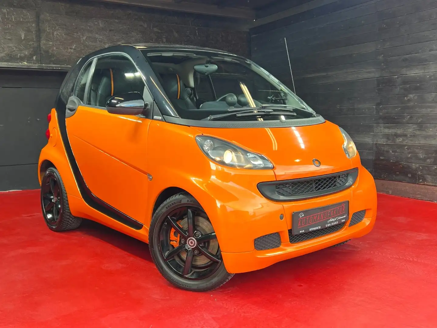 smart forTwo coupé 1.0 52kW mhd edition nightorange Orange - 1
