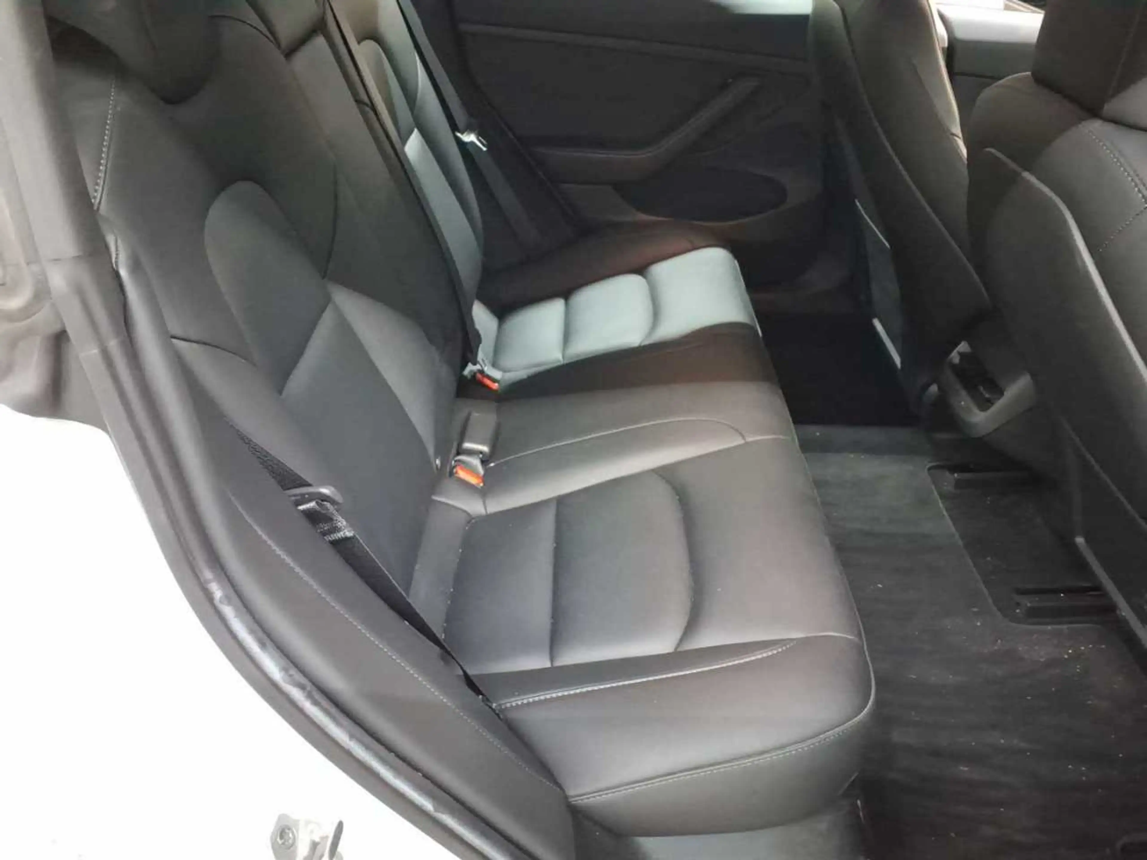 Tesla Model 3 Model 3 LR Allradantrieb Dual Motor — photo 14