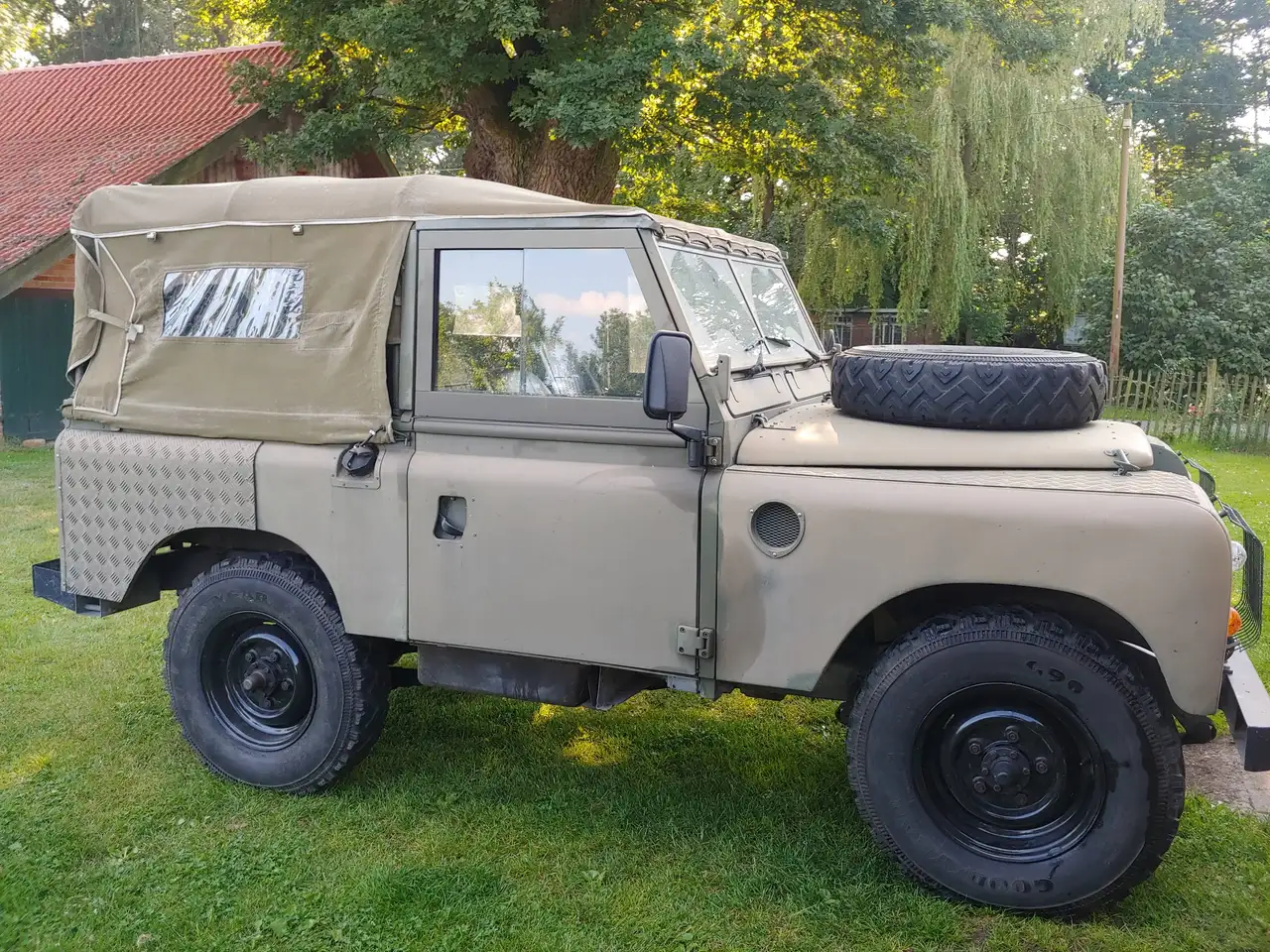 Land Rover Serie3 LR 88 Cabrio/pick up schöner Zustand H Zulassung 5 Sitzer Verzinkter Rahmen frame off restauration, foto 11