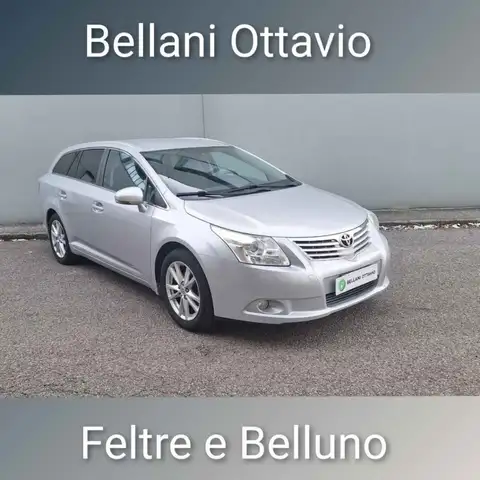 Toyota Avensis 2.0 D-4D Wagon Executive