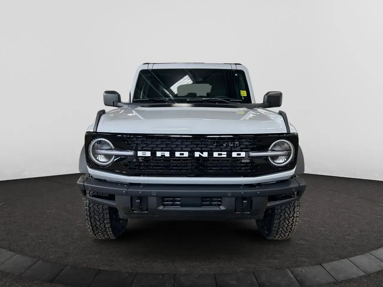 Ford Bronco снимка Ford Bronco