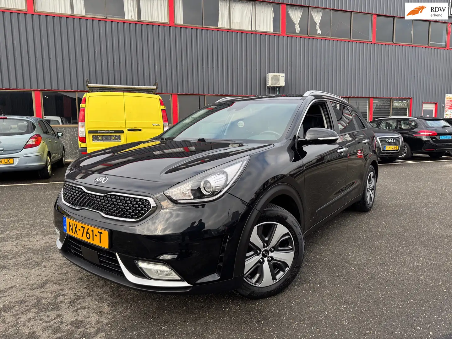 Kia Niro 1.6 GDi Hybrid First Edition / NAP / SP VLG / Noir - 1