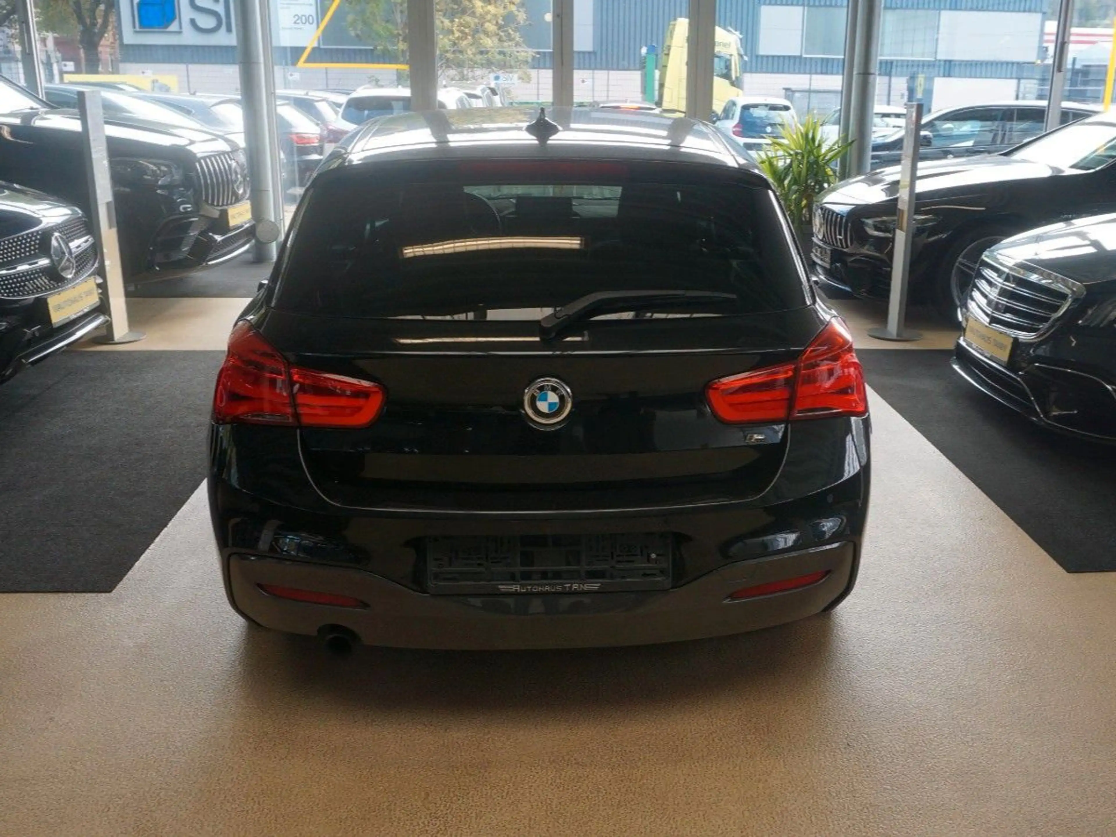 BMW 120 i M Sport Paket *NAVI *SITZHEIZUNG — photo 6