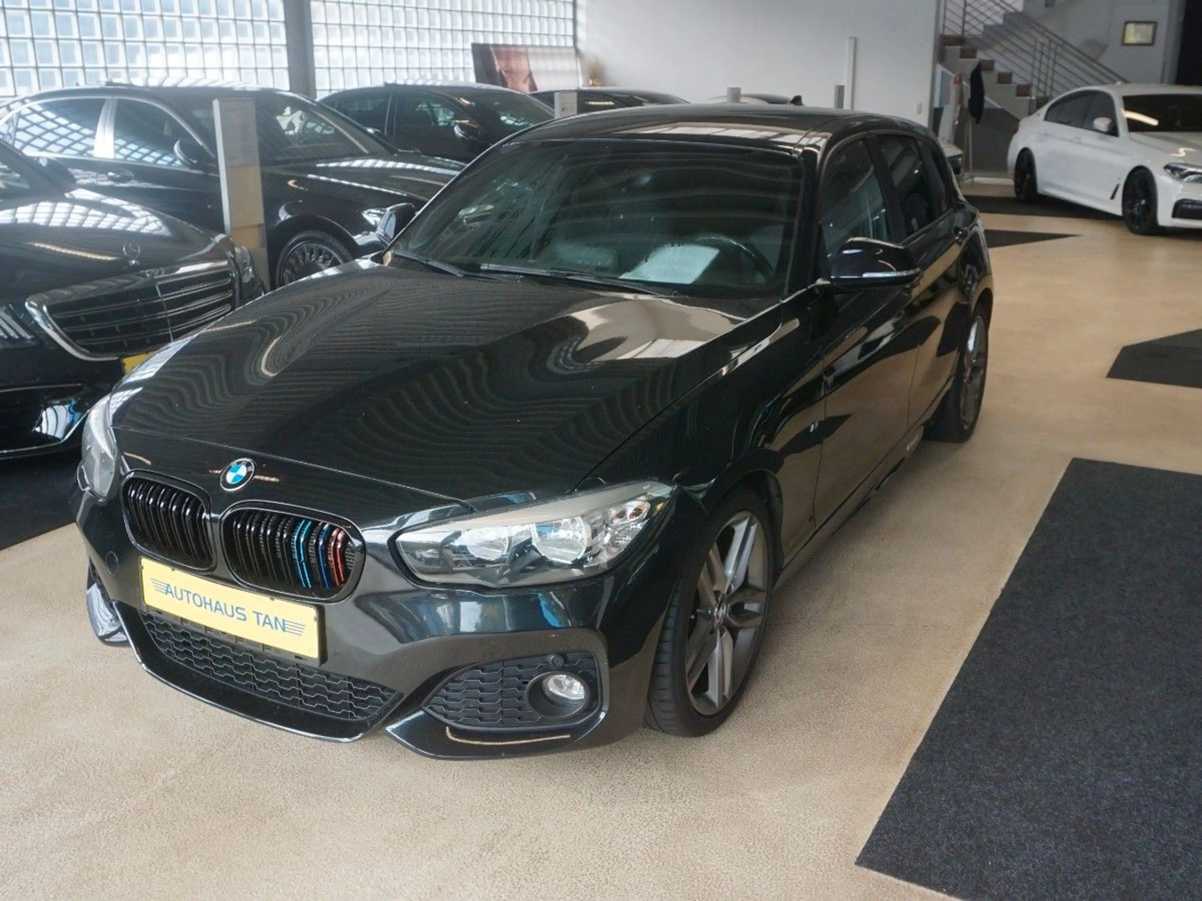 BMW 120 i M Sport Paket *NAVI *SITZHEIZUNG — photo 2