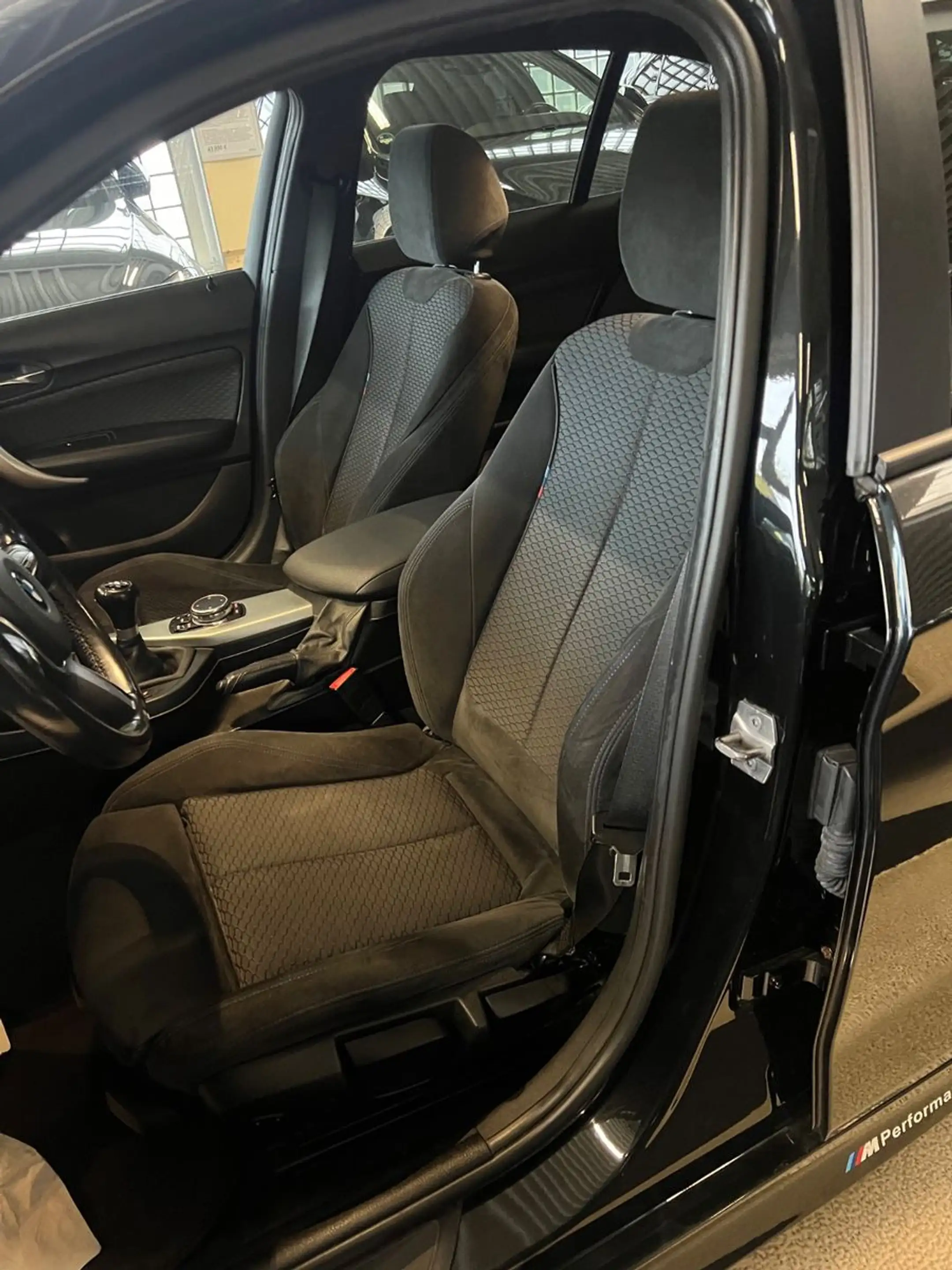 BMW 120 i M Sport Paket *NAVI *SITZHEIZUNG — photo 9