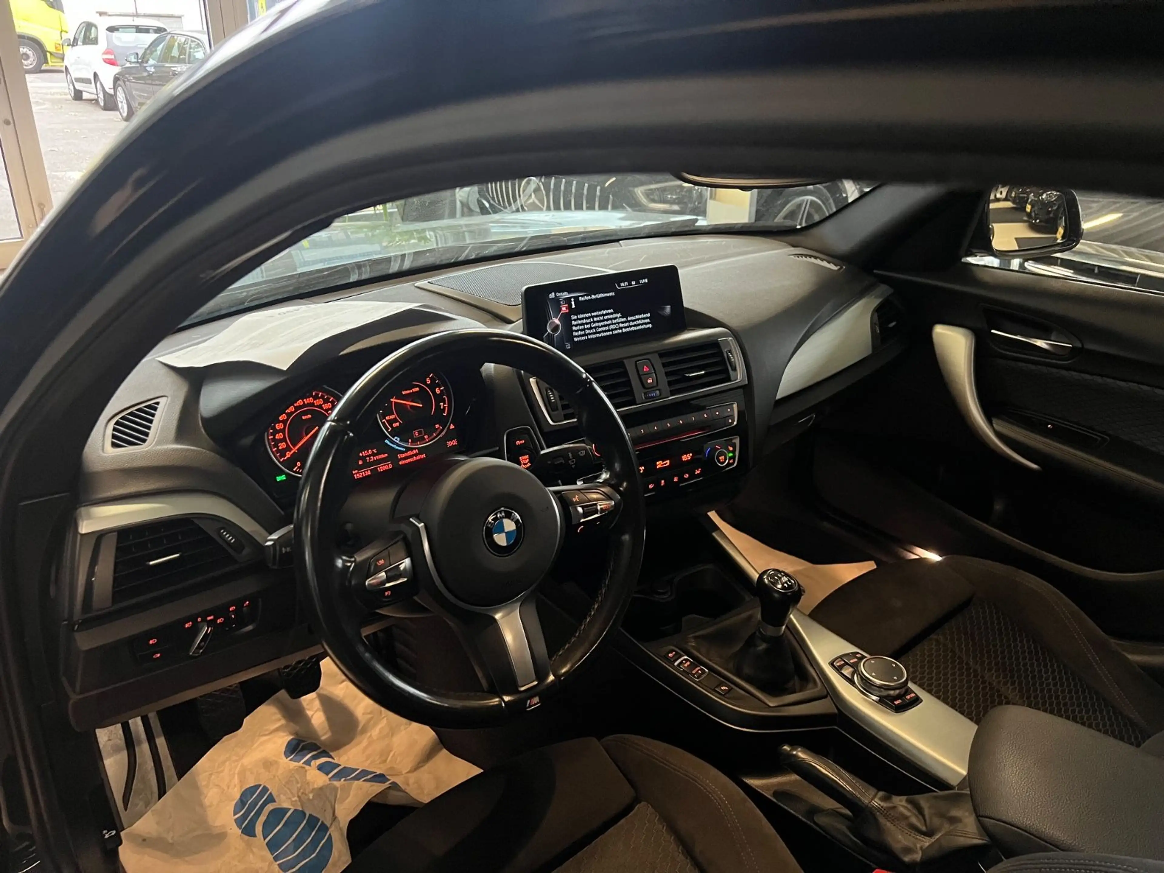 BMW 120 i M Sport Paket *NAVI *SITZHEIZUNG — photo 10