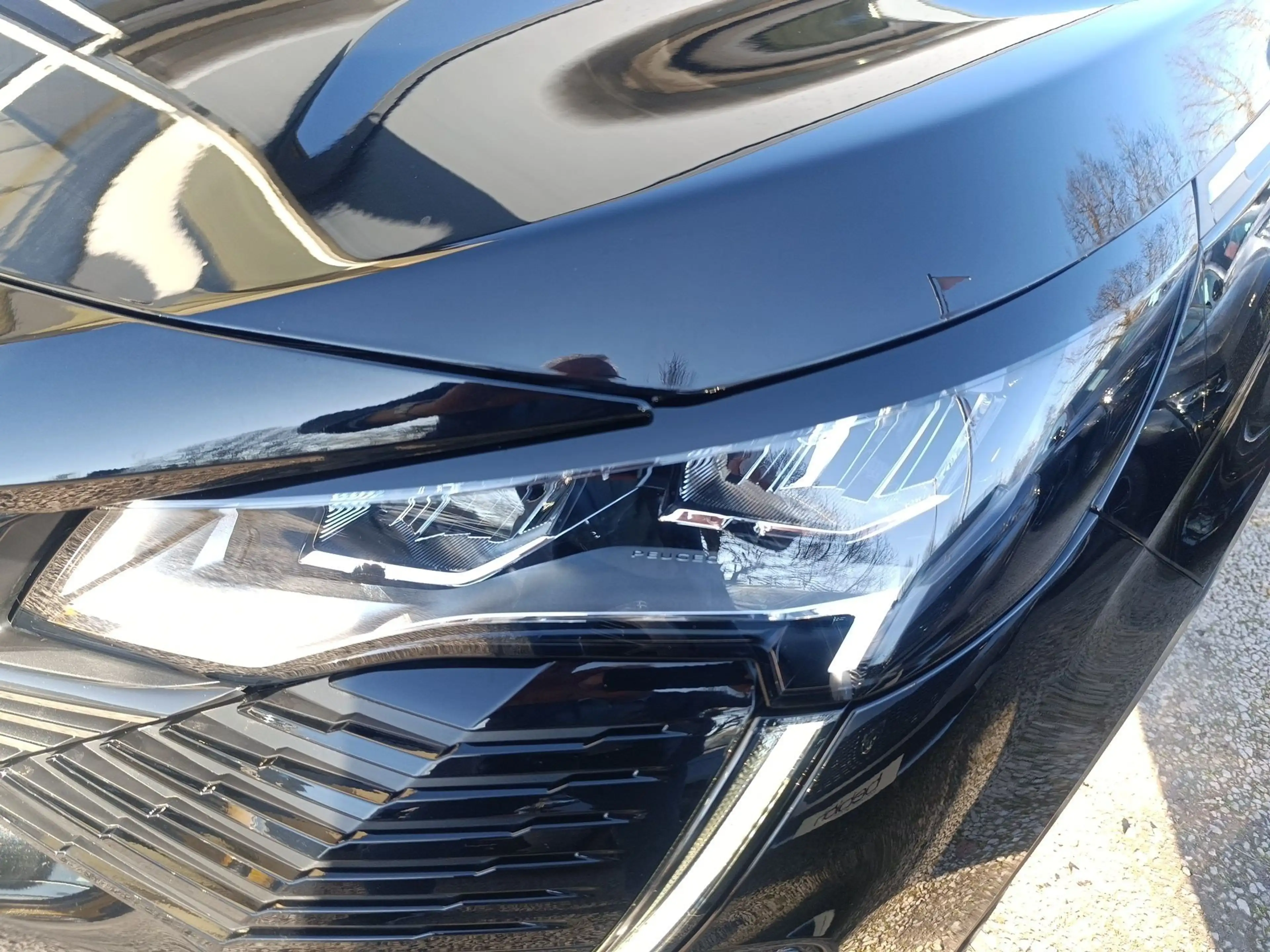 Peugeot 3008 1.2 136 Allure Pack KeyLess LED Navi PDC — photo 4