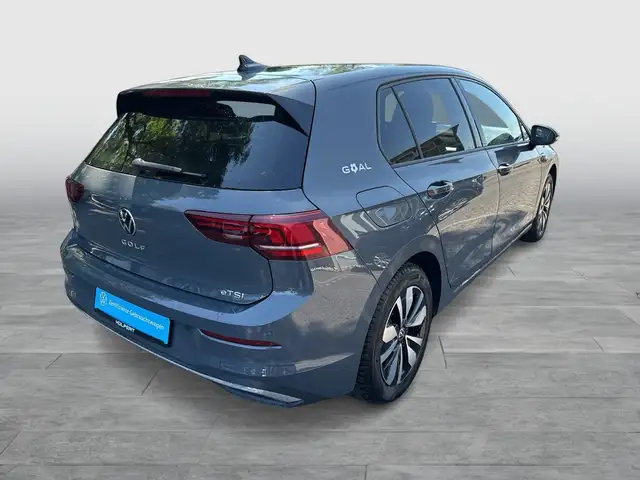 Volkswagen Golf view 5