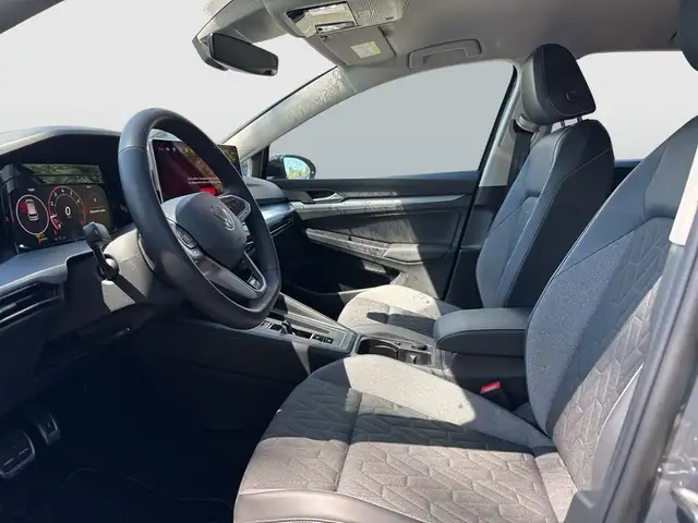 Volkswagen Golf view 9