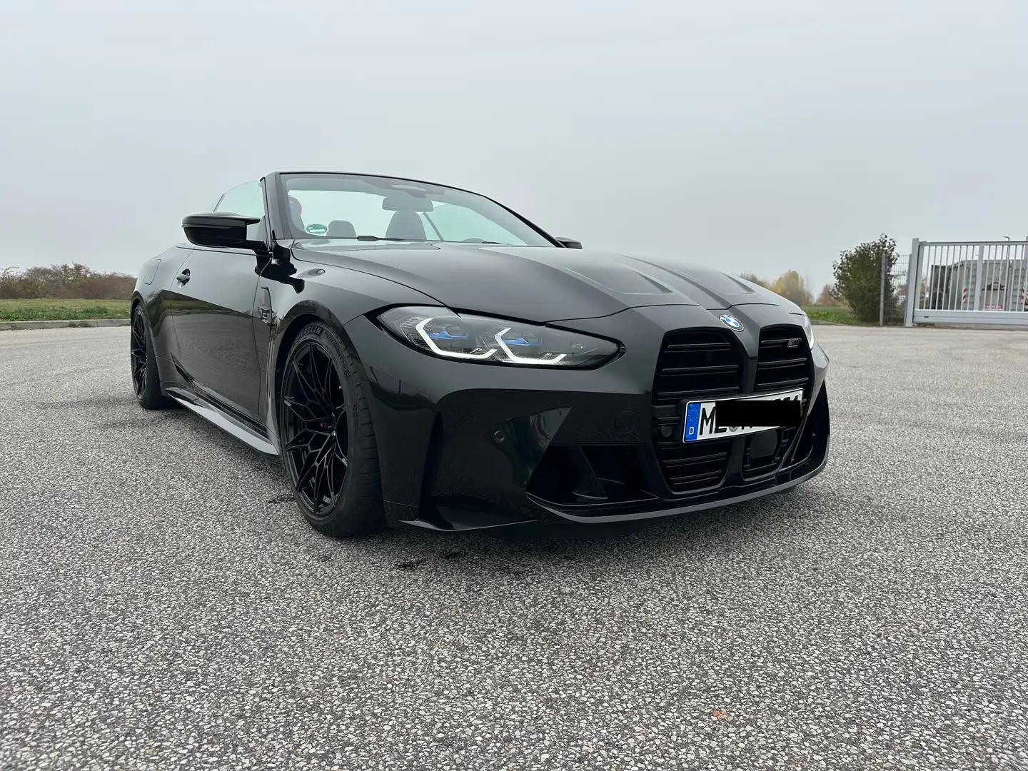 BMW M4 M4 Cabrio Competition M xDrive Curved Laser Neuwer Schwarz - 1