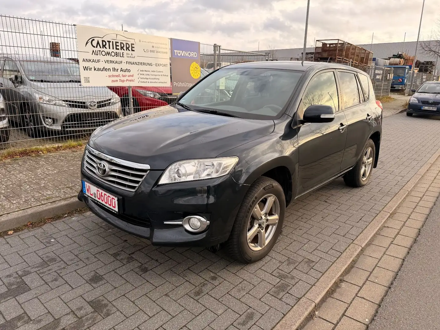 Toyota RAV 4 4 Life 4x4*NAVI*ALLRAD*TEMPOMAT*KEYLESS-GO* Blau - 1