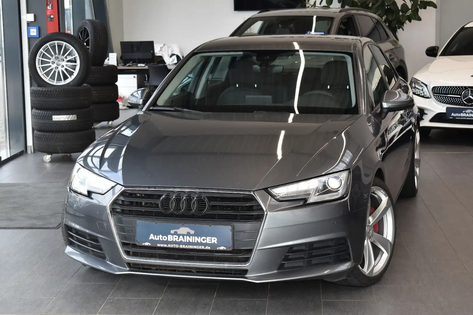 Audi A4 Limo 2.0TDI S-tronic MMI~XenonPlus~Tempomat Gris - 1
