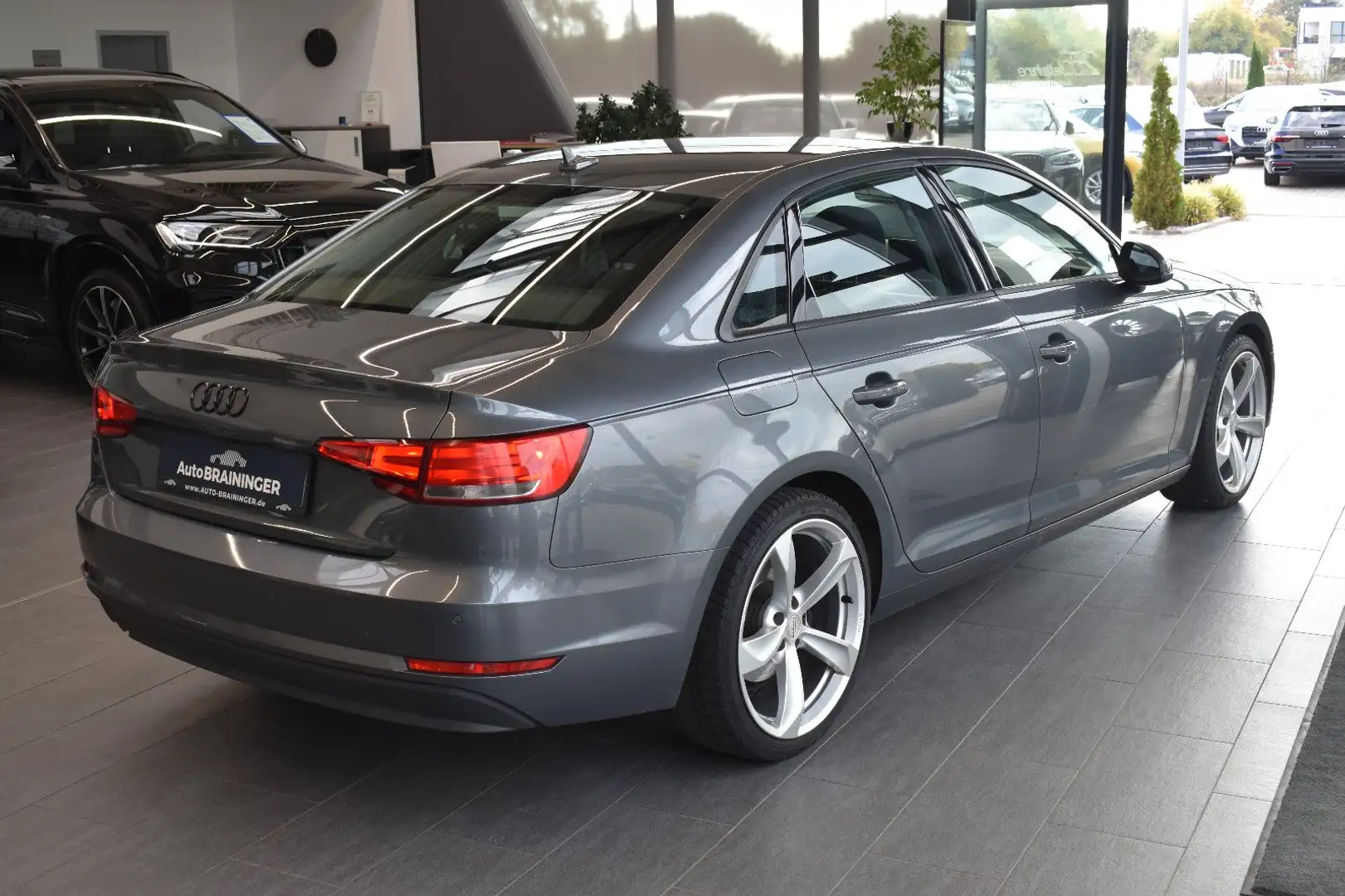 Audi A4 Limo 2.0TDI S-tronic MMI~XenonPlus~Tempomat Gris - 2