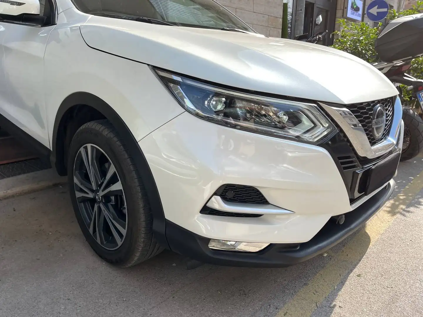 Nissan Qashqai Qashqai 1.5 dci N-Connecta 110cv Wit - 2