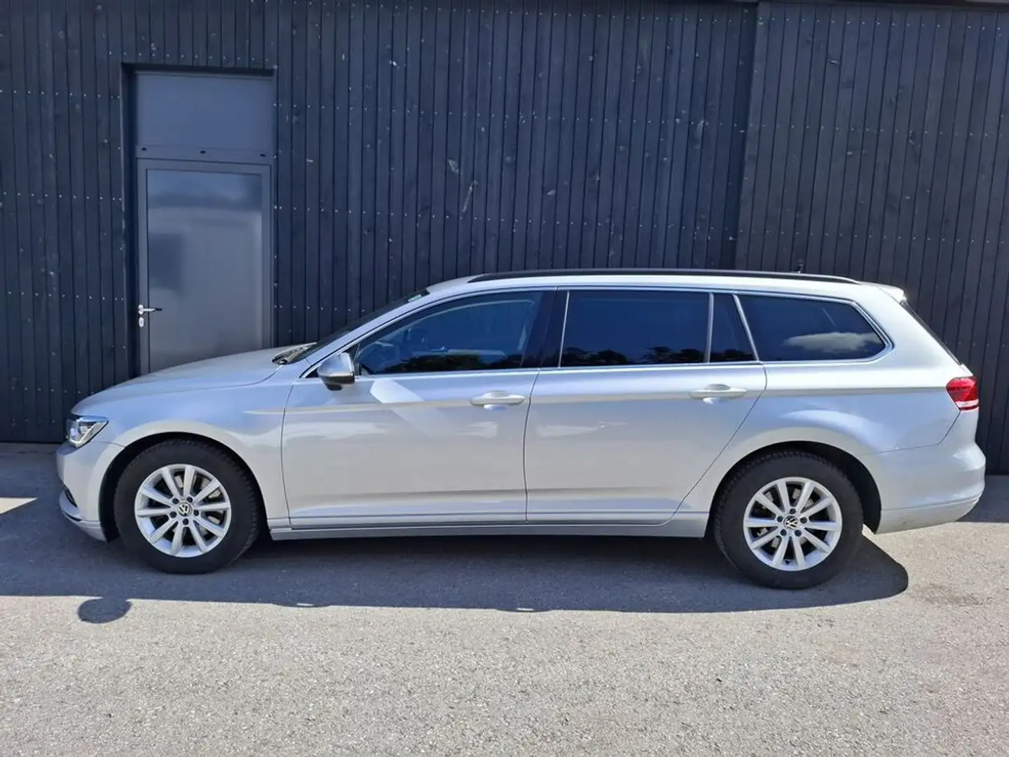 Volkswagen Passat Variant Comfortline TDI SCR Silber - 2