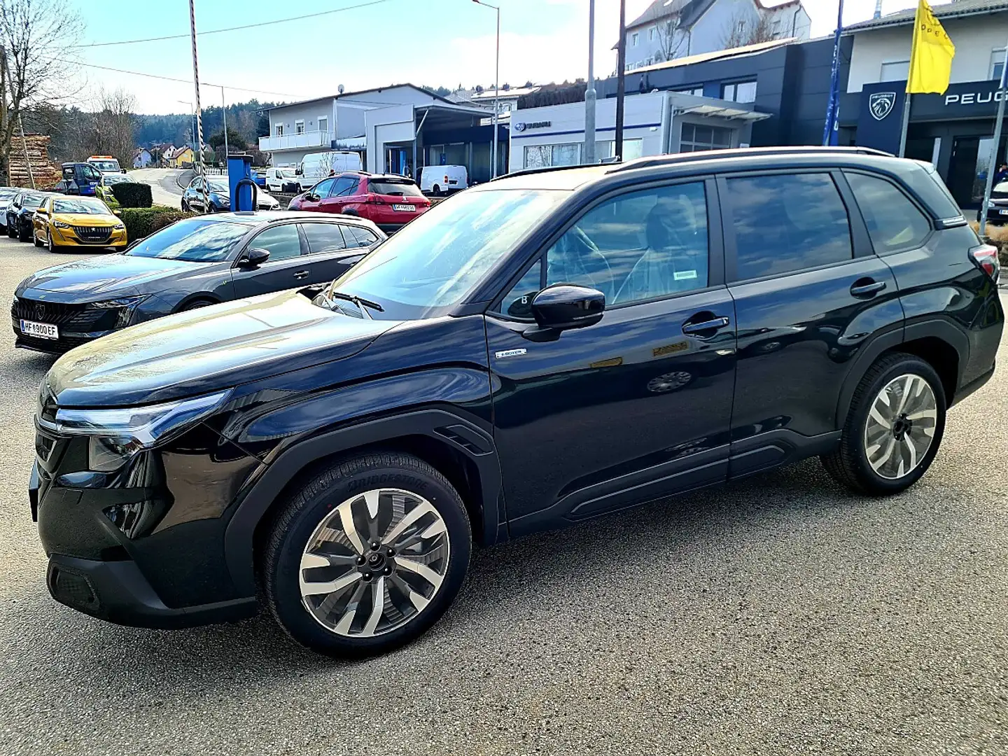 Subaru Forester 2,0i e-Boxer Premium AWD Aut. LEDER, PANO, Schwarz - 2